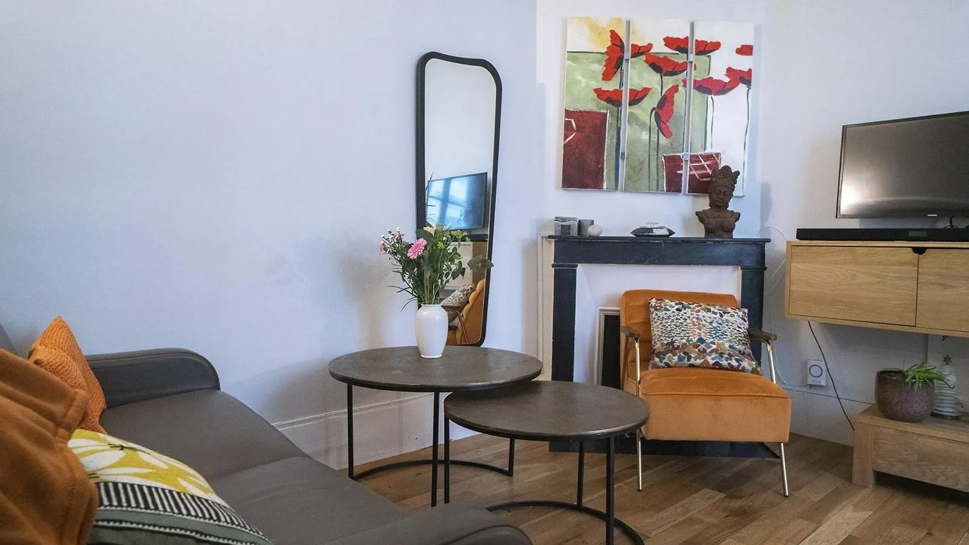 Cosy And Quiet Apartment In Paříž Francie